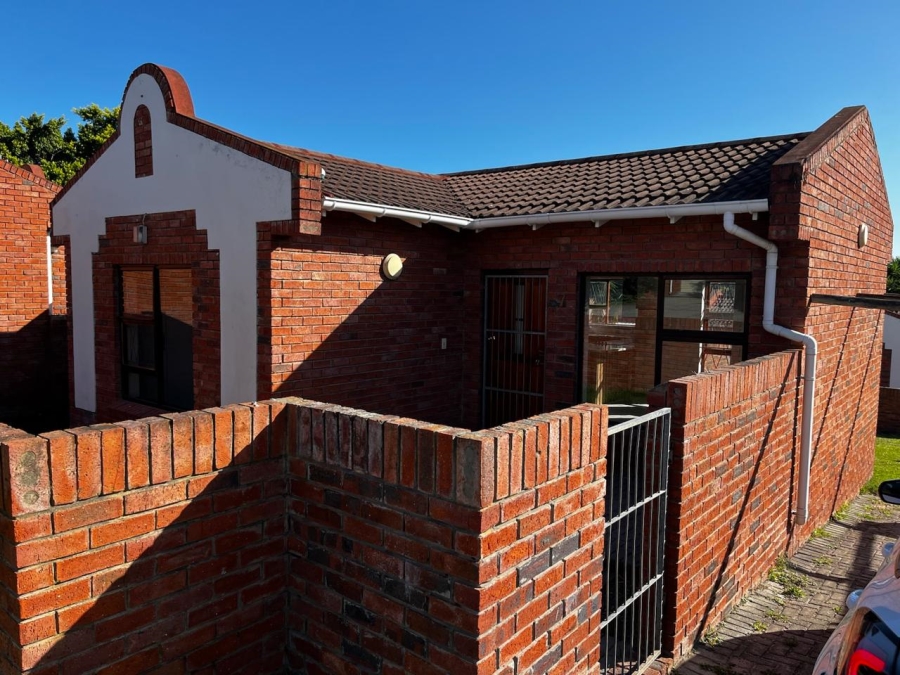 To Let 2 Bedroom Property for Rent in Kabega Park Eastern Cape